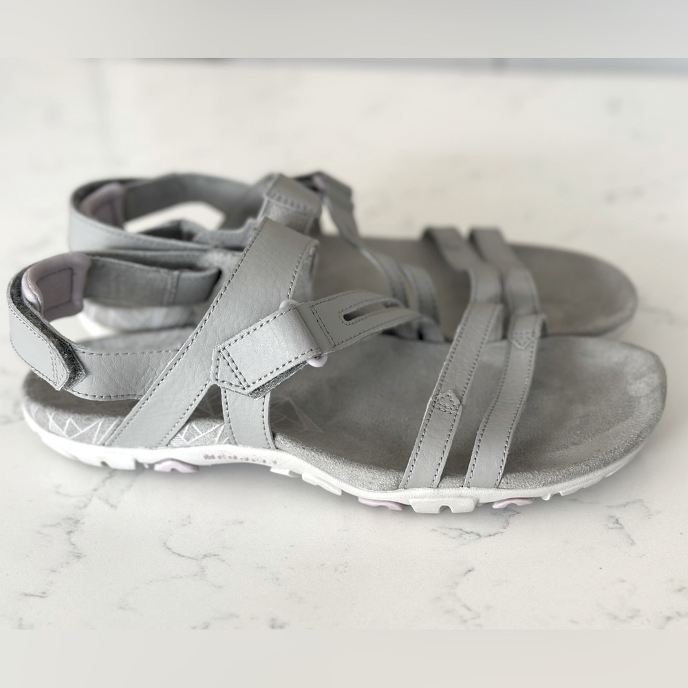 merrell jesus sandals